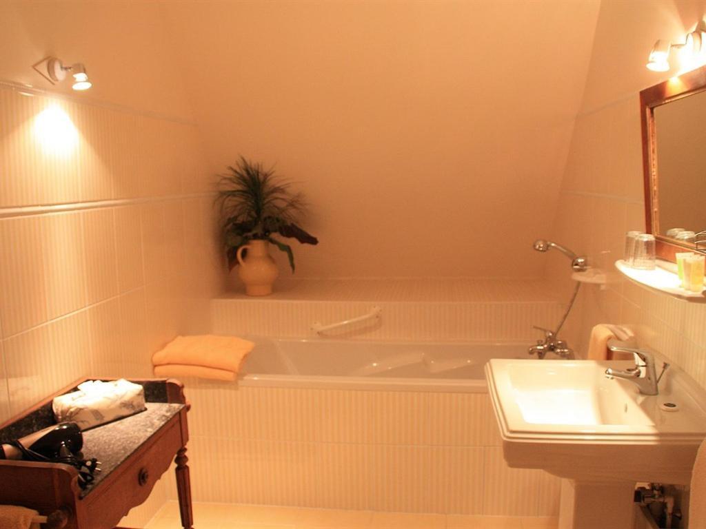 Le Chateau D'Osthoffen Habitación foto