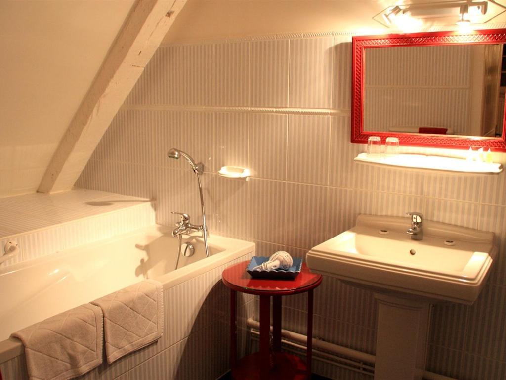Le Chateau D'Osthoffen Habitación foto